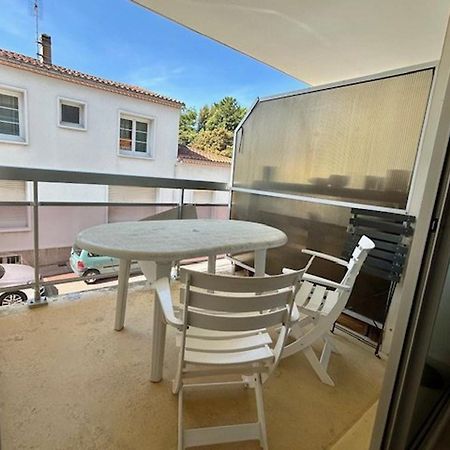 Appartement T2 A Royan, 4 Pers., Proche Plage Et Commerces, Parking, Balcon, Confortable Et Equipe - Fr-1-494-60 Bagian luar foto
