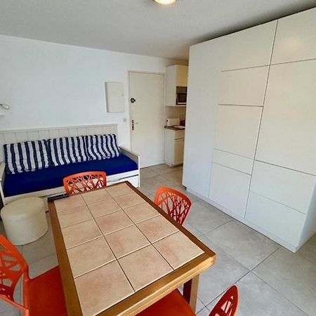 Appartement T2 A Royan, 4 Pers., Proche Plage Et Commerces, Parking, Balcon, Confortable Et Equipe - Fr-1-494-60 Bagian luar foto