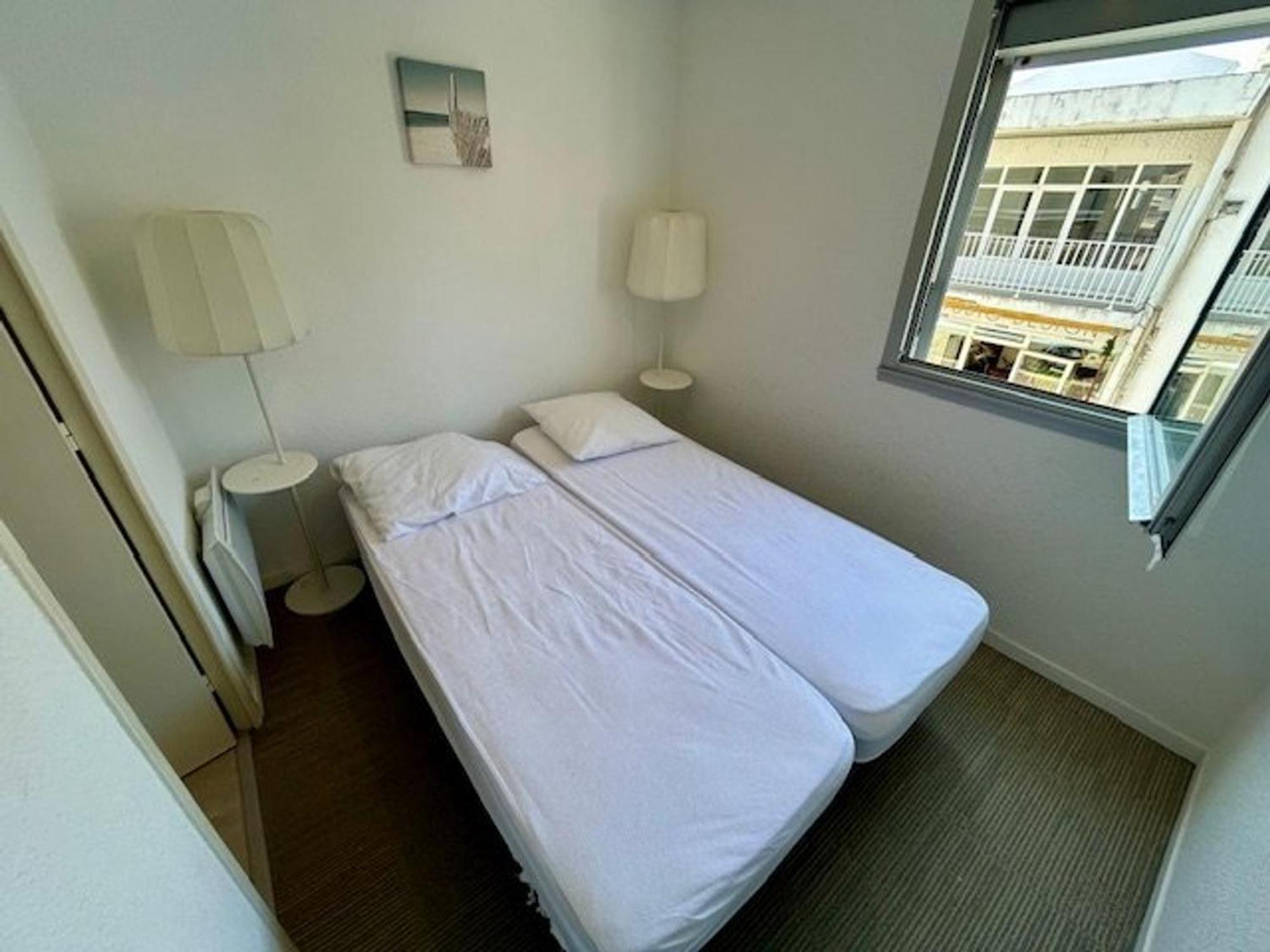 Appartement T2 A Royan, 4 Pers., Proche Plage Et Commerces, Parking, Balcon, Confortable Et Equipe - Fr-1-494-60 Bagian luar foto